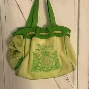 COPY - 🎀ISO🎀 juicy couture daydreamer bag!
